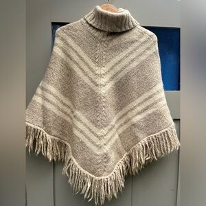 Vintage Banana republic wool poncho